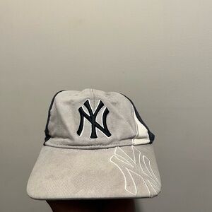 New York yankeess Velcro cap